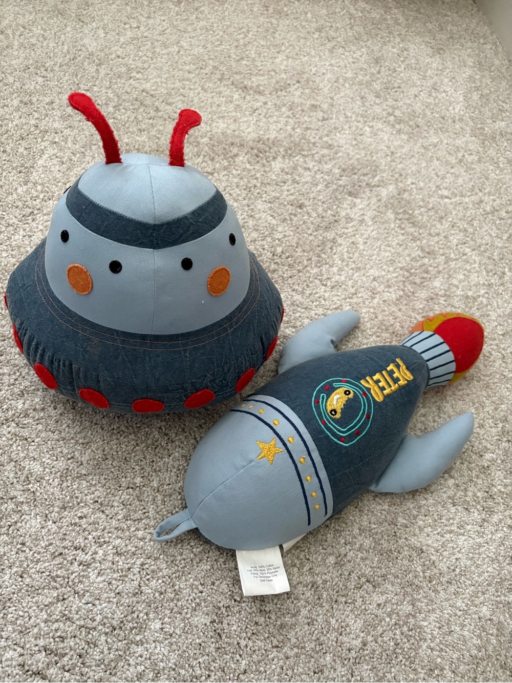 Lighting bug spaceship UFO Rocket Ship Art Wall mount Peter Alien cotton decor